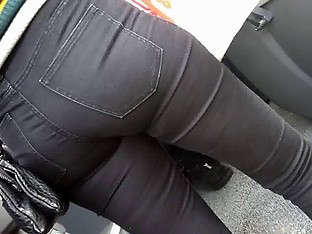 Paula Shy masturbating in a pantyhose