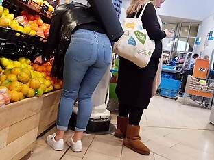 Bree Haze and her toy