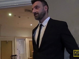 Saggy titted Nikky Thorne loves anal sex