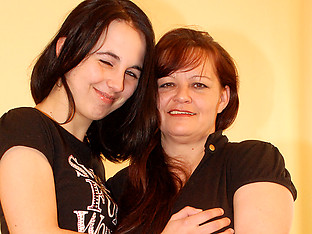 Skinny blonde Halle Von takes a hard dong.